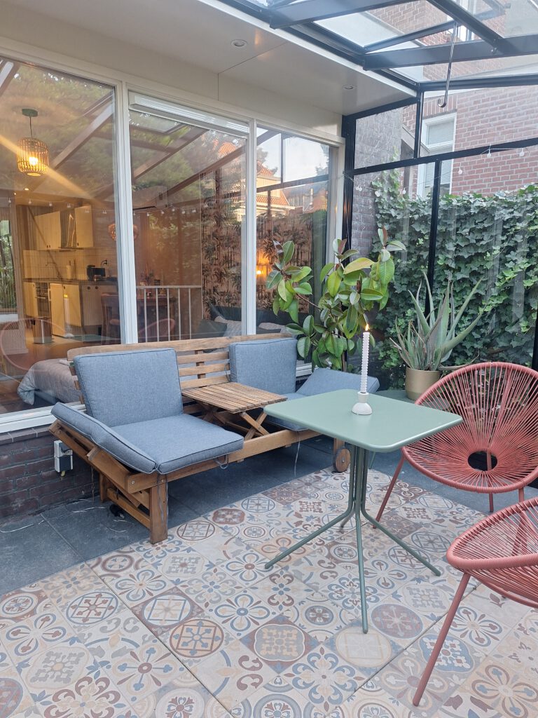 Private conservatory at B&B Berglust in Rotterdam Hillegersberg